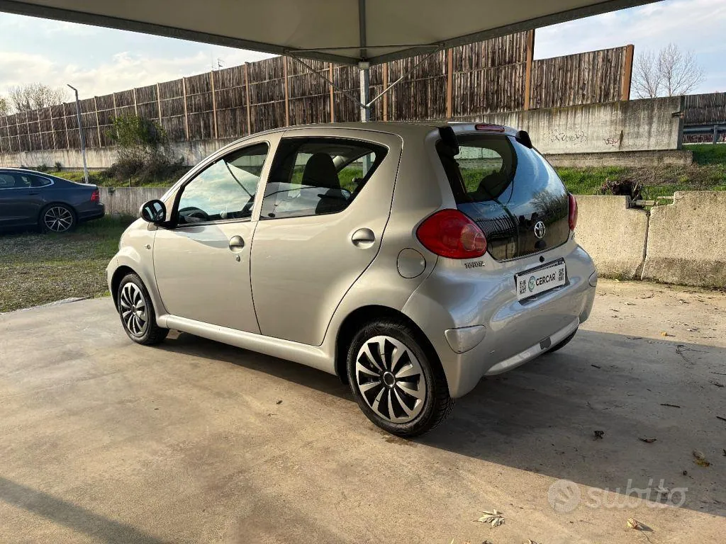 Toyota Aygo 2007 photo 4