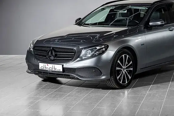 Mercedes-Benz E 300 De 2019 photo 2