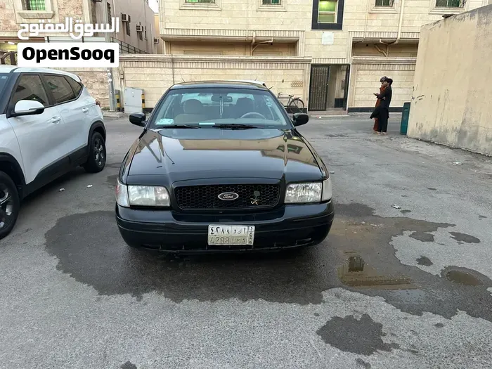 Ford Crown Victoria