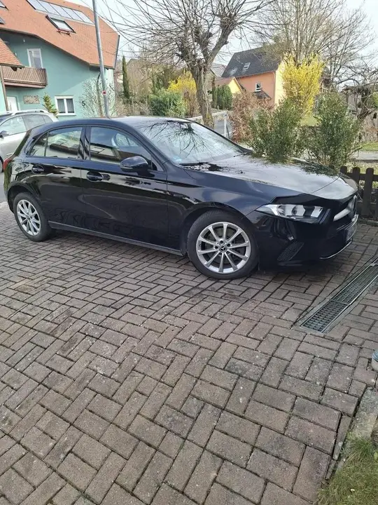 Mercedes-Benz A 250 E