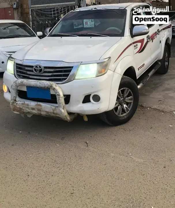 Toyota Hilux 2014 photo 3