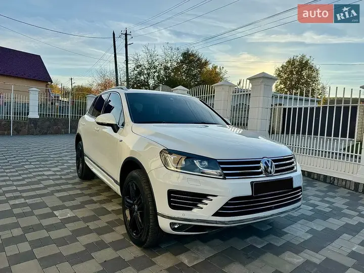 Volkswagen Touareg