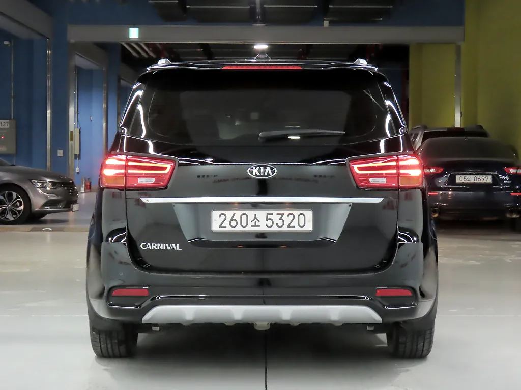 Kia New Carnival 2020 photo 3