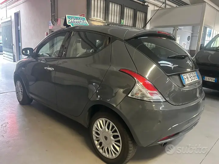 Lancia Ypsilon 2017 photo 3