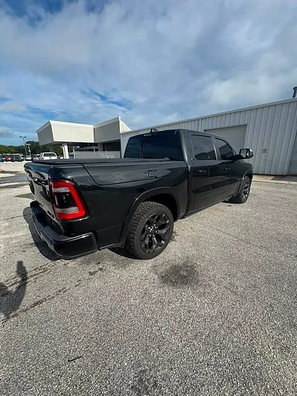 Dodge Ram 1500 2021 photo 3