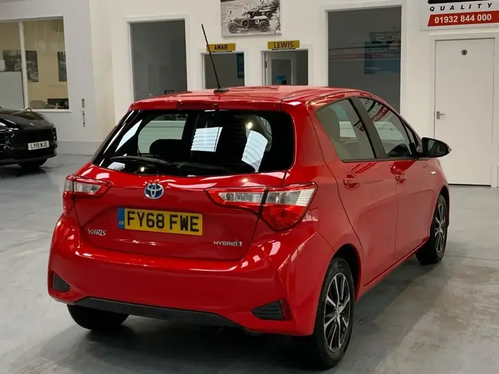 Toyota Yaris 2018 photo 5