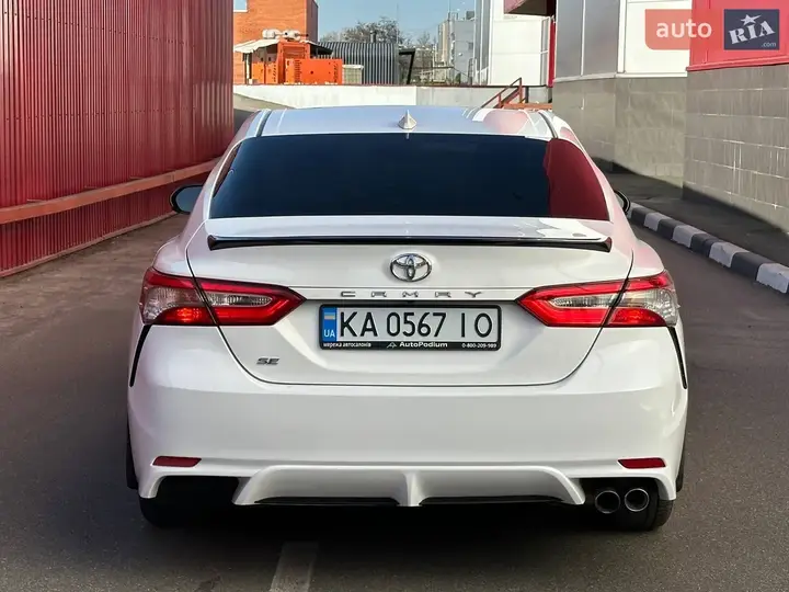 Toyota Camry 2019 photo 4