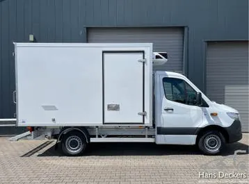 Mercedes-Benz Esprinter 2026 photo 2