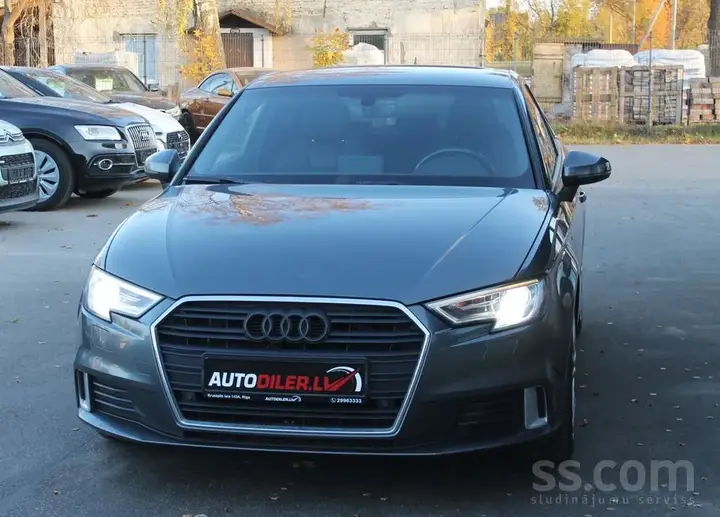 Audi A3 2017 photo 2