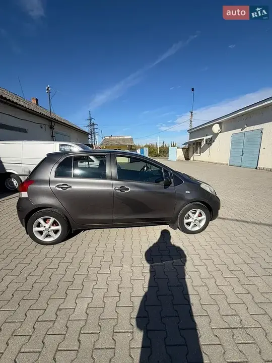 Toyota Yaris 2009 photo 5