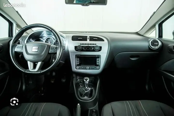 Seat Leon 2014 photo 3