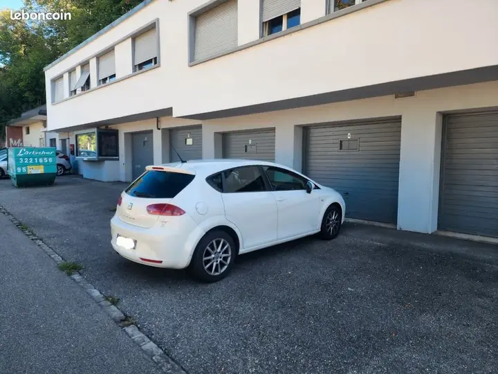 Seat Leon 2014 photo 2
