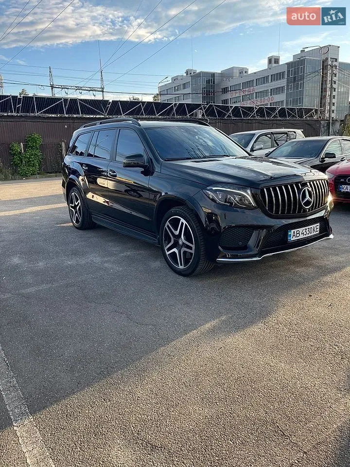 Mercedes-Benz Gls-Class 2016 photo 2