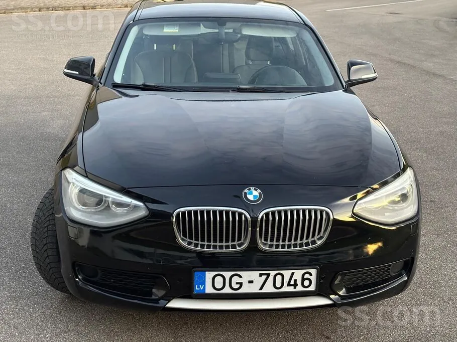 BMW 118D 2011 photo 2