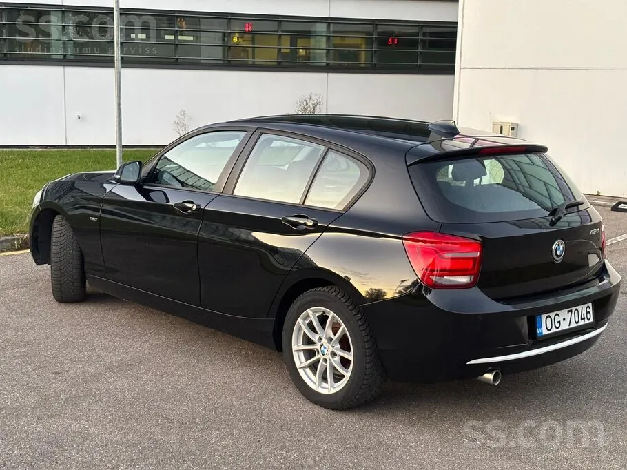 BMW 118D 2011 photo 5