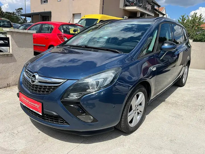 Opel Zafira Tourer