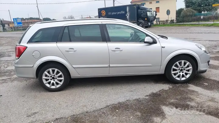 Opel Astra 2005 photo 5