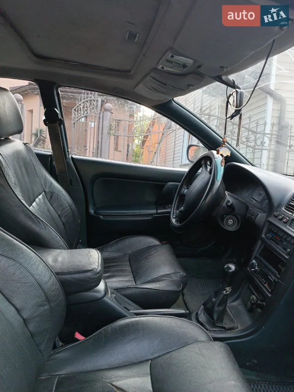 Mazda 323