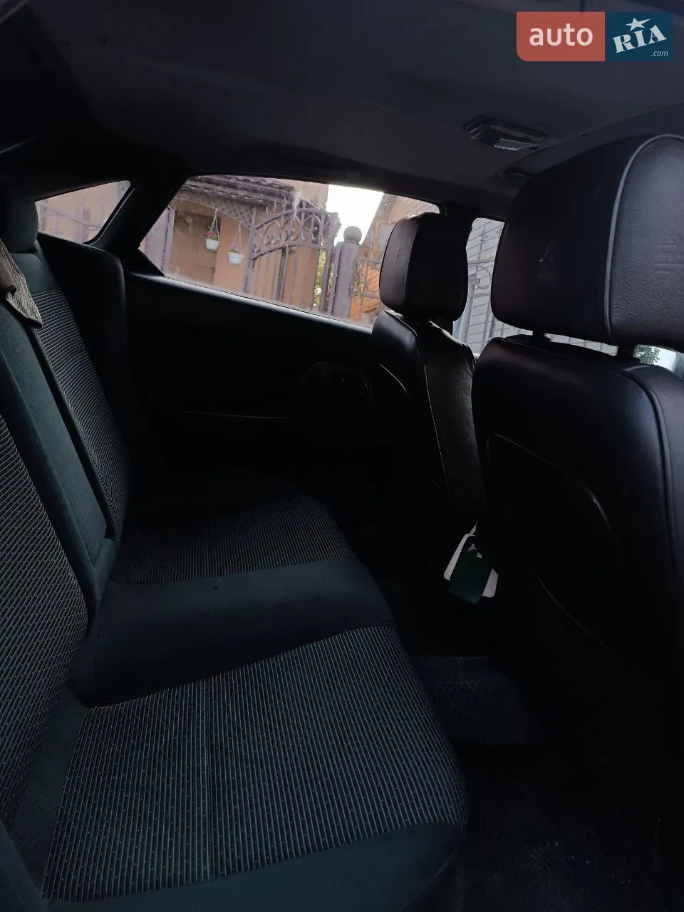 Mazda 323 1997 photo 2