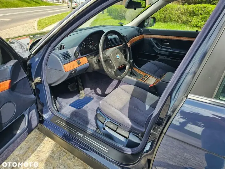 BMW 7 Series 1996 photo 4