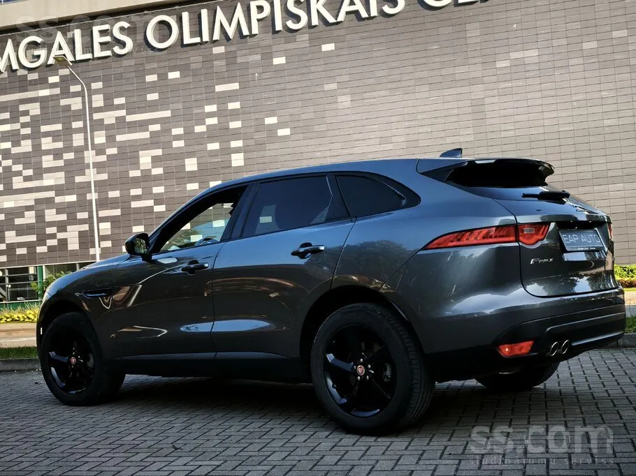 Jaguar F-Pace 2019 photo 5