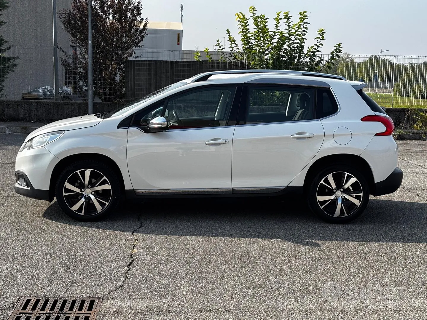 Peugeot 2008 2013 photo 4