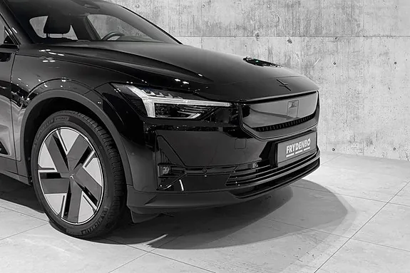 Polestar 2 2026 photo 2