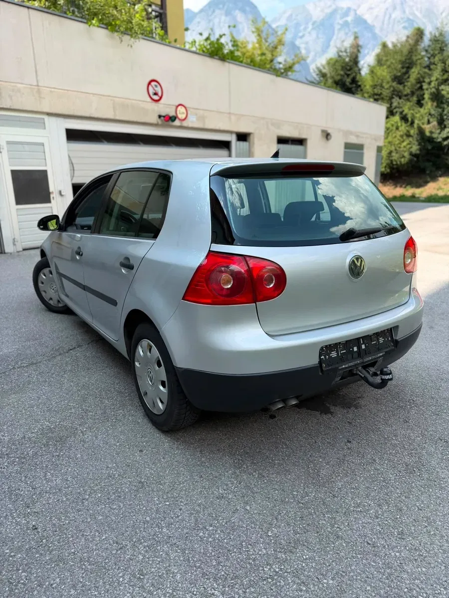 Volkswagen Golf 2007 photo 2