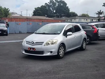 Toyota Auris 2009 photo 4