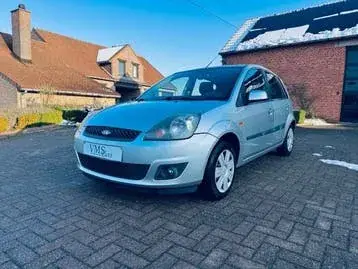 Ford Fiësta 2006 photo 3