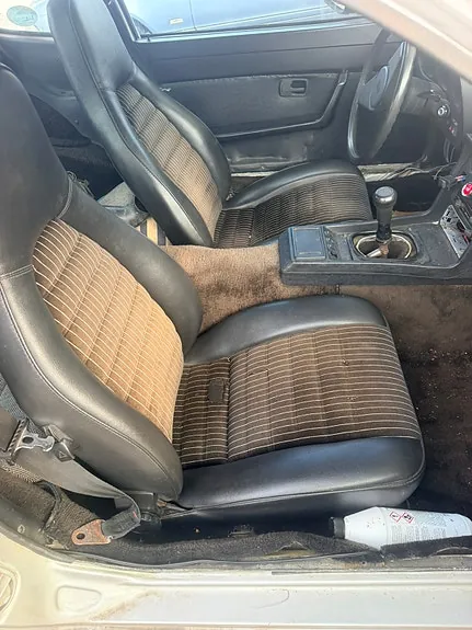Porsche 924 1979 photo 5