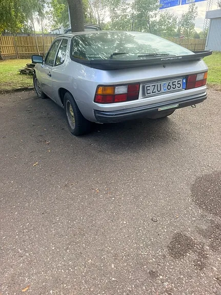 Porsche 924 1979 photo 3