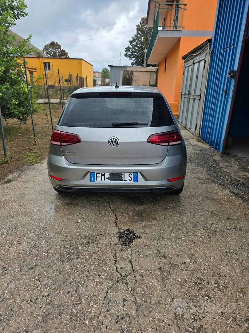 Volkswagen Golf 2018 photo 3