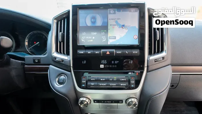 Toyota Land Cruiser 2018 photo 2