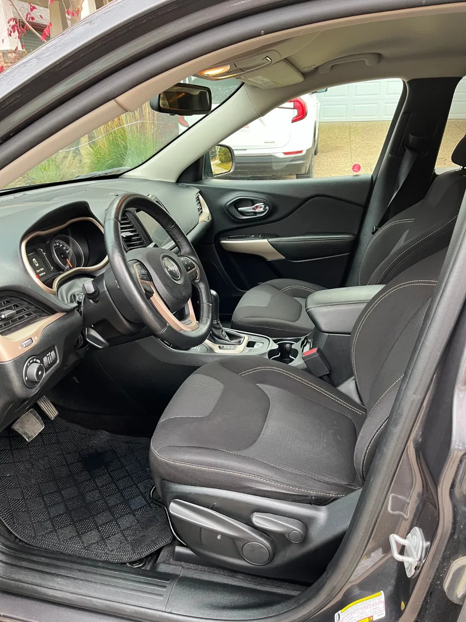Jeep Cherokee 2018 photo 5