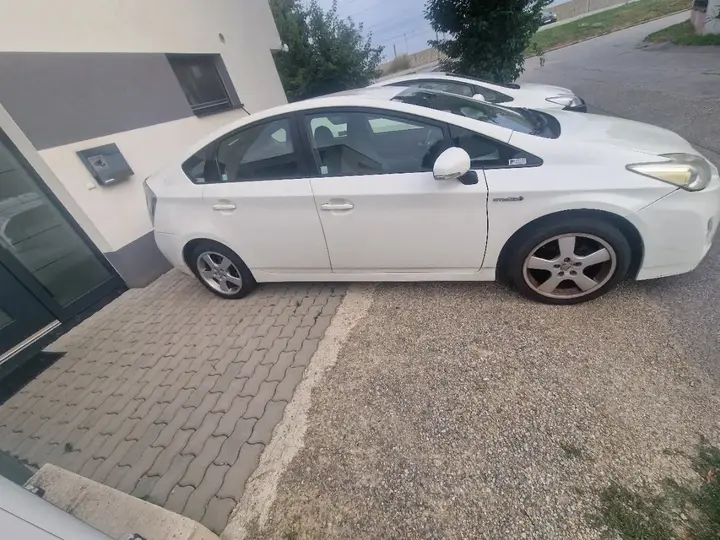 Toyota Prius 2009 photo 2