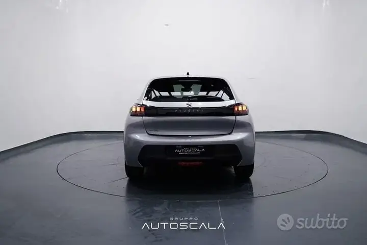 Peugeot 208 2023 photo 5
