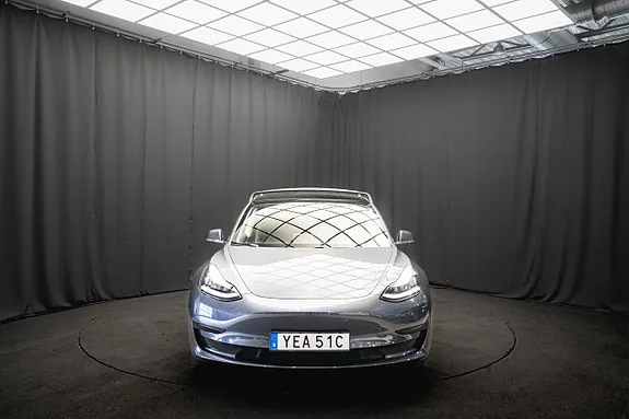 Tesla Model 3 2020 photo 4