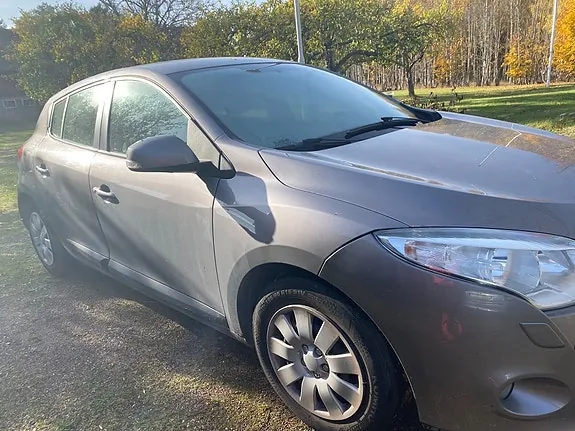Renault Megane Iii 2011 photo 5