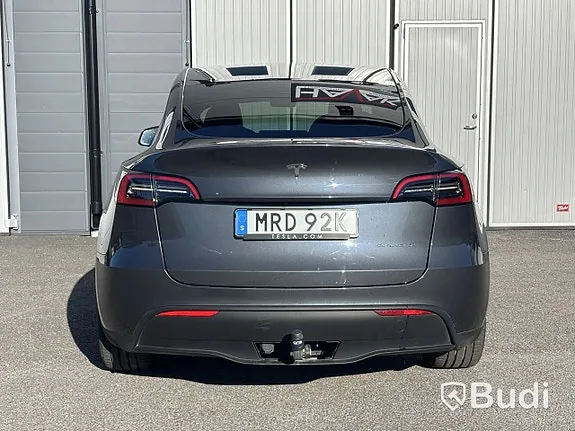 Tesla Model Y 2023 photo 3