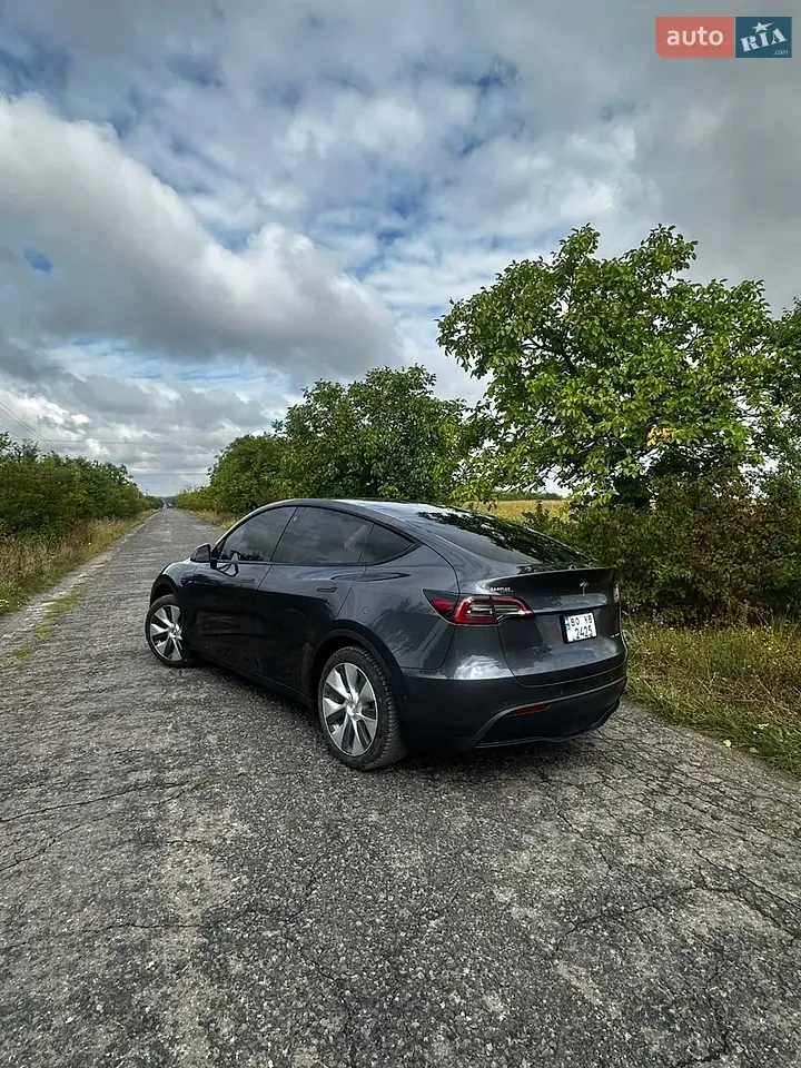 Tesla Model Y 2021 photo 4