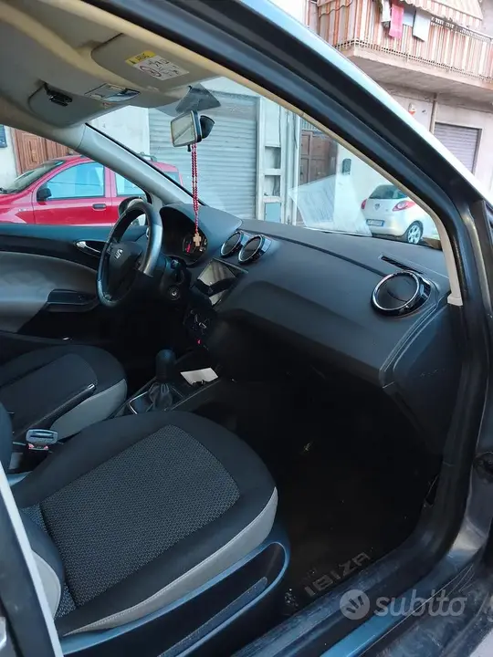 Seat Ibiza 2016 photo 5