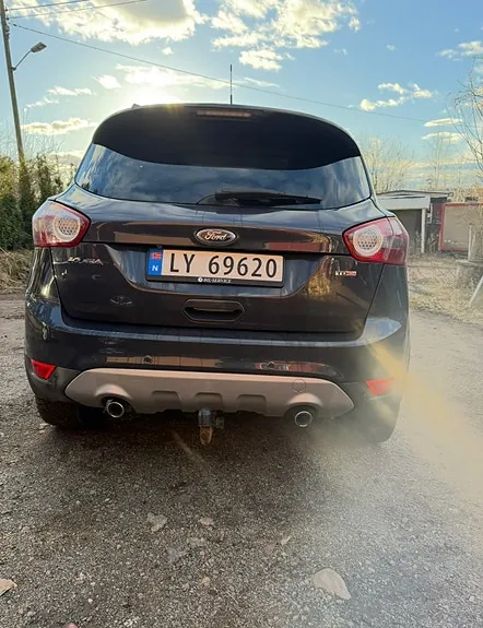 Ford Kuga 2010 photo 3