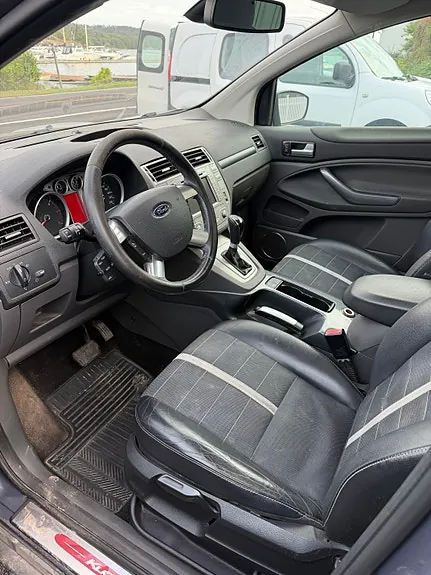 Ford Kuga 2010 photo 5
