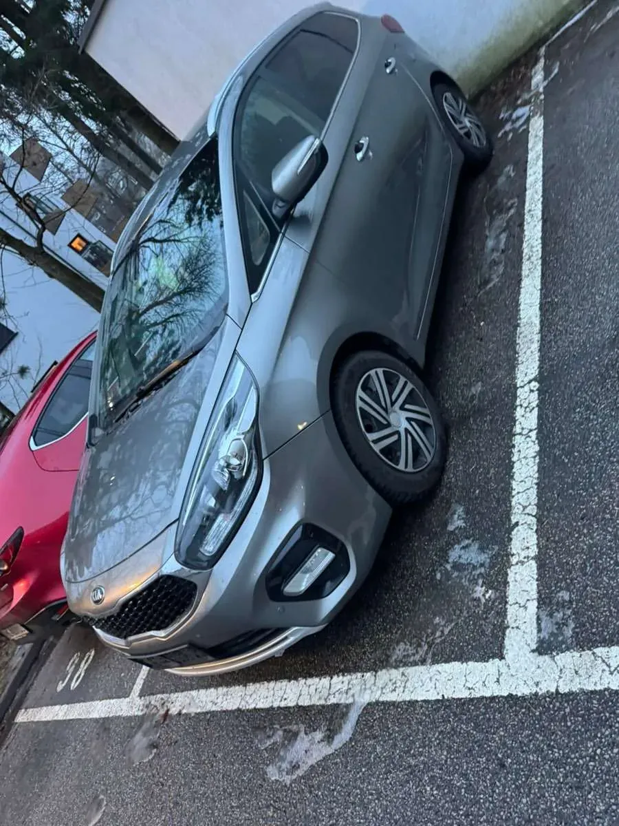 Kia Carens
