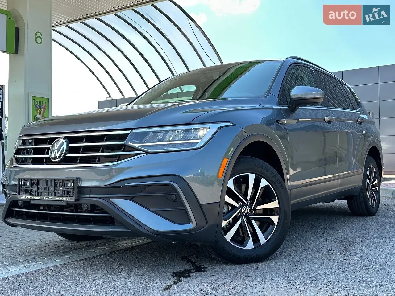 Volkswagen Tiguan Allspace 2022 photo 2