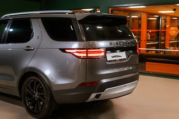 Land Rover Discovery 2017 photo 4