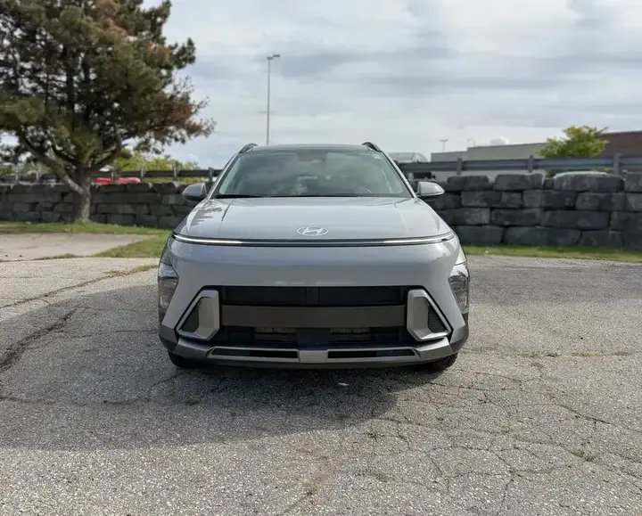 Hyundai Kona 2025 photo 2