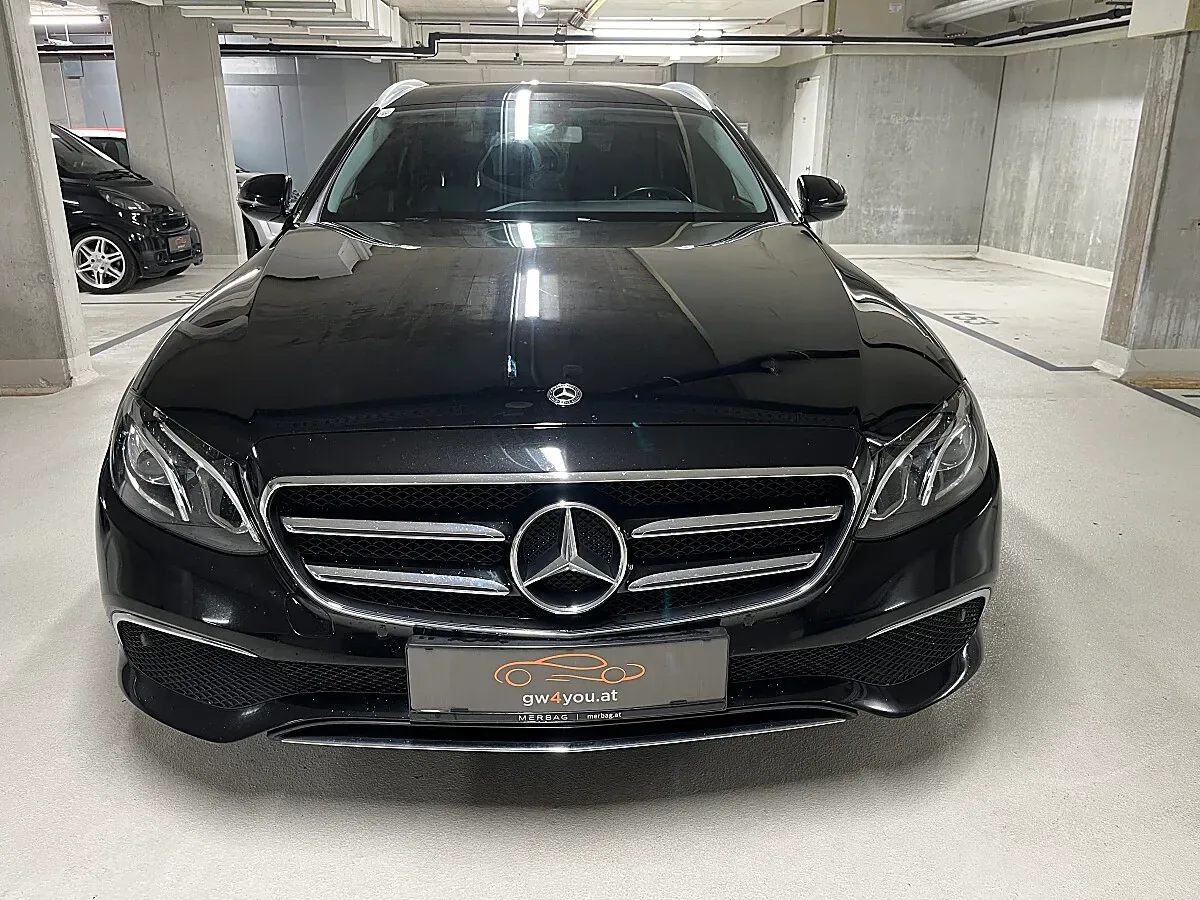 Mercedes-Benz E-Class 2019 photo 3