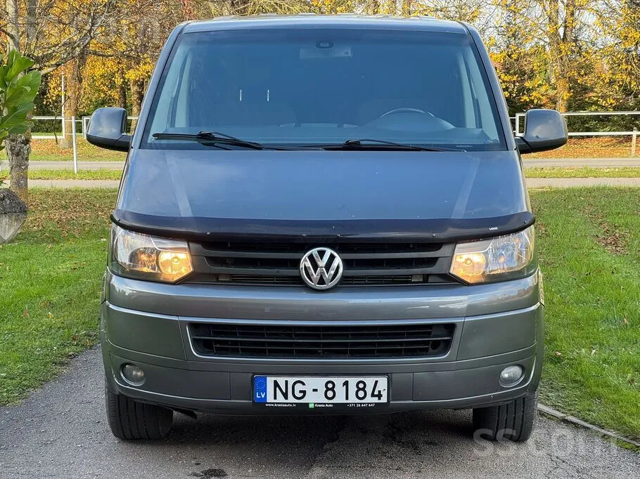 Volkswagen Transporter T5 2010 photo 2